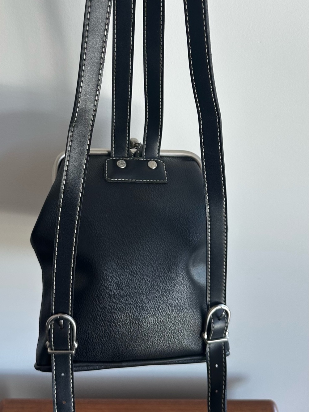 ESPRIT | VTG KISSLOCK SMALL BACKPACK / PURSE | BLACK FAUX LEATHER | EUC 90s Y2K - Picture 5 of 10